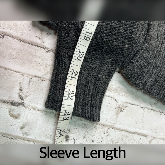 American Eagle Outfitters AEO Cozy Cardigan Sweater Oversized S Small Gray - Picture 7 of 8